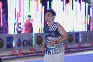 BIB: 45200
                            <button type="button" onclick="openModal(23191198)" class="btn btn-primary btn-sm float-right btn-popup" data-toggle="modal" data-target=".modal-high-quality">
                        <i class="fas fa-shopping-cart"></i> Add to Cart
                    </button>
                                            <button type="button" onclick="isThisMe(23191198, true)" class="btn btn-success btn-sm float-right btn-popup btn-isme hidden" data-toggle="tooltip" data-placement="bottom" title="นี่คือรูปของคุณใช่ไหม คลิกที่นี่เพื่อเอาเข้าอัลบั้ม">
                        <i class="fas fa-plus"></i> Add to album
                    </button>
                    <button type="button" onclick="isThisMe(23191198, false)" class="btn btn-warning btn-sm float-right btn-popup btn-isnotme hidden">
                        <i class="fas fa-ban"></i> Remove from album
                    </button>